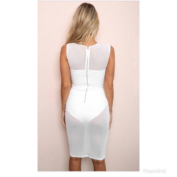 A beautiful unique white dress for a night out - Picture 3 of 5